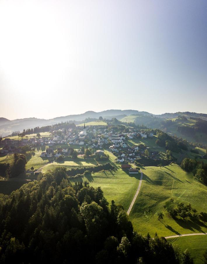 Gasthaus Roessli Mogelsberg المظهر الخارجي الصورة